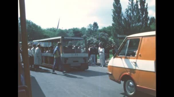 Ausstellung der Errungenschaften Moskaus in den 1980er Jahren — Stockvideo