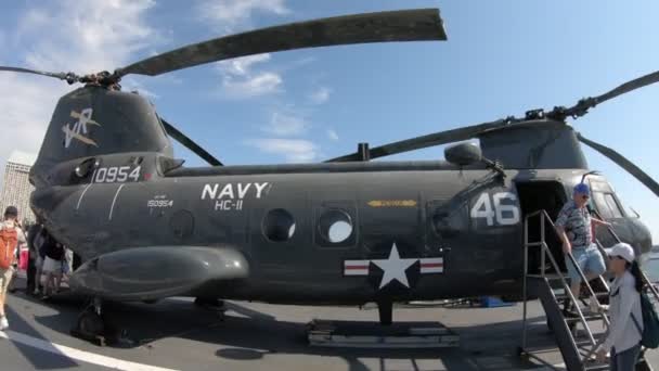 Boeing HH-46 Zeerridder — Stockvideo