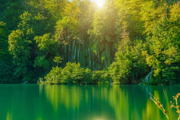 Wasserfälle von Proscansko Jezero — Stockfoto