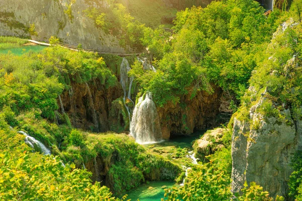 Waterval van Sastavci in de Plitvicemeren — Stockfoto