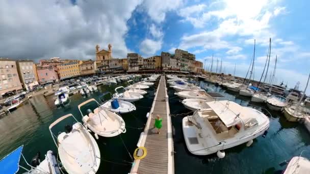 Korsika Frankreich Mai 2022 Luftaufnahme Von Der Seebrücke Der Stadt — Stockvideo