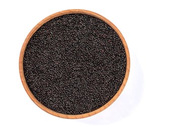 Beyaz arka planda izole edilmiş yuvarlak kasede kurumuş amaranth tohumları. Yaprak tohumu yakın plan. Sebze tohumu, yeşillik, organik tohum. Yüksek kalite fotoğraf