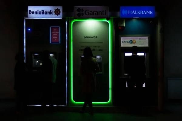 Istanbul Turkey May 24Th 2013 People Atms — Stock Photo, Image