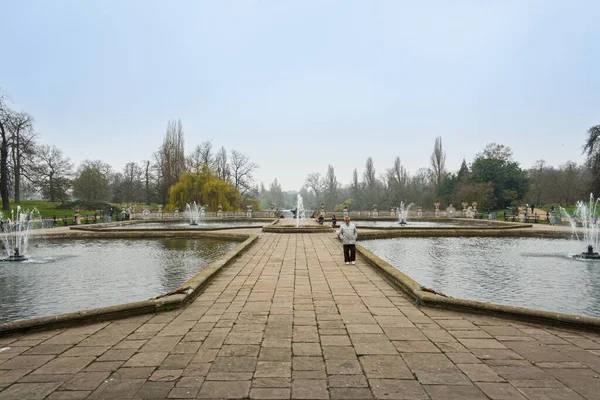 Londra Regno Unito Marzo 2011 Fontane Stagni Nei Giardini Italiani — Foto Stock