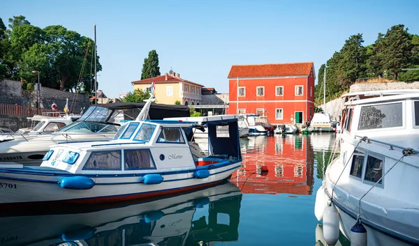 Poort van Fosa in de stad van Zadar, Kroatië — Stockfoto