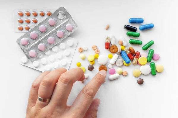 Hand Chooses Pill Sticker Treatment Health —  Fotos de Stock