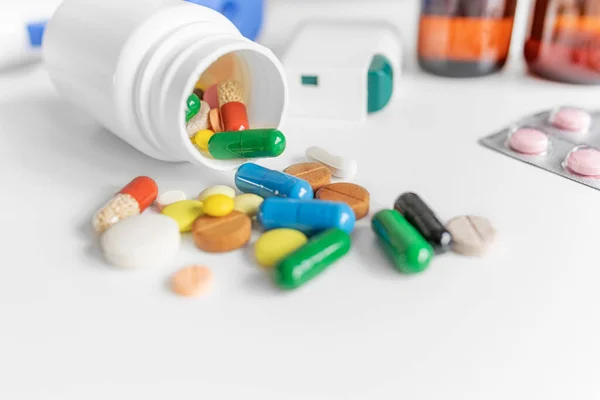 Multicolored Pills Medicines Table Health Treatment —  Fotos de Stock