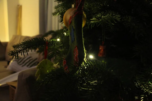 Weihnachtsschmuck Funkelt Weihnachtsbaum — Stockfoto