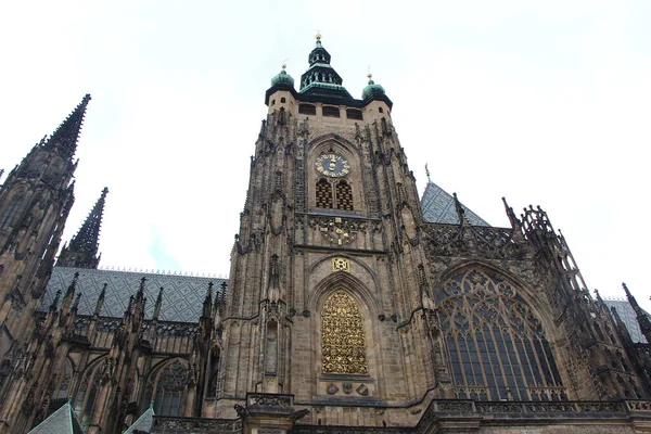 Promener Regardant Les Toits Les Rues Prague — Photo