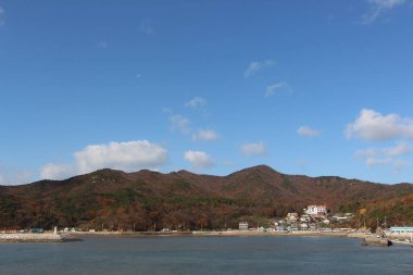 Güney Kore 'nin dışında Incheon' un Muui 'deki barış adasının huzurunu yakaladığı yer.