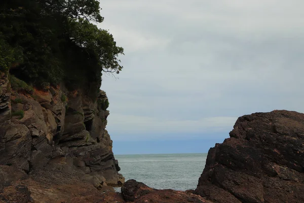 Dalgalar Kuzey Devon Sahiline Çarpıyor — Stok fotoğraf