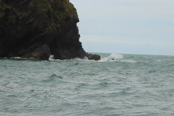 Vagues Écrasant Contre Côte Nord Devon — Photo