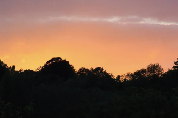 Puesta Sol Sobre Los Cielos Hertfordshire Sur Inglaterra —  Fotos de Stock