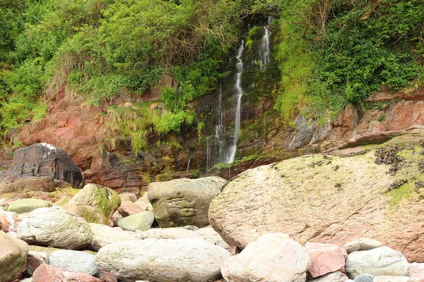 Golven Crashen Tegen Kust Van Noord Devon — Stockfoto