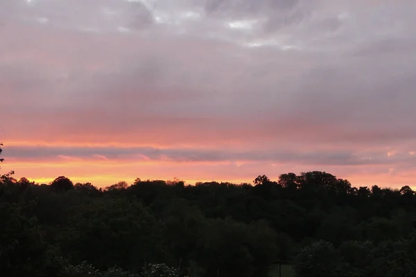 Pôr Sol Sobre Céus Hertfordshire Sul Inglaterra — Fotografia de Stock