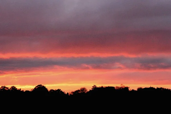 Puesta Sol Sobre Los Cielos Hertfordshire Sur Inglaterra —  Fotos de Stock