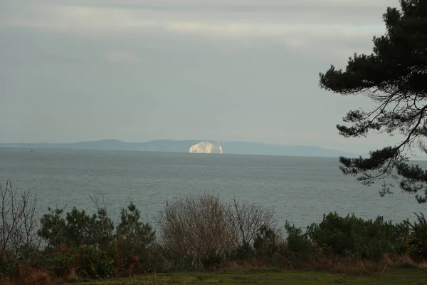 Exploring Studland Bay Views Bournemouth Isle Wight Beach Middle Winter — Foto de Stock