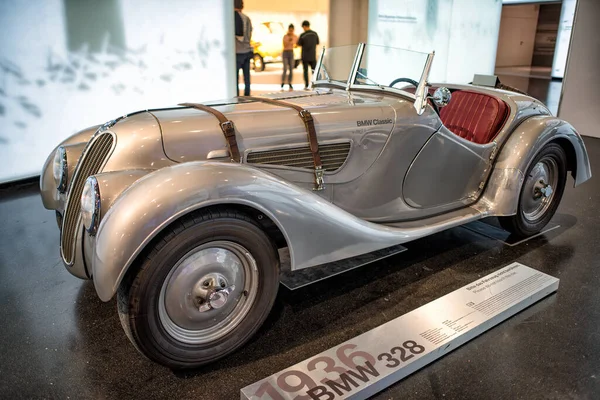 一辆豪华宝马328 Mille Miglia Roadster银色跑车 1936年在德国慕尼黑宝马博物馆 2018年9月14日 — 图库照片