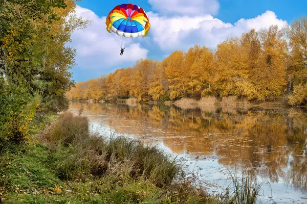 Paragliding River Forest Fall Sunny Day — Stock Photo, Image