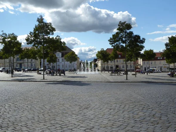 Praça Mercado Neustrelitz Mecklemburgo Pomerânia Ocidental Alemanha — Fotografia de Stock