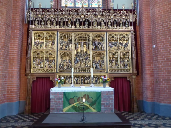 德国梅克伦堡 西波美拉尼亚Guestrow的St Marien教区教堂的Jan Borman中世纪祭坛节庆页 — 图库照片