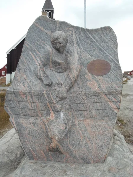 Monumento Pescador Com Seus Peixes Ilulissat Groenlândia — Fotografia de Stock