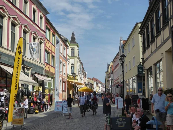 Zona Pedonal Waren Mecklemburgo Pomerânia Ocidental Alemania — Fotografia de Stock