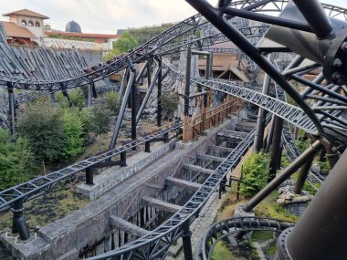 Lunaparkta hız treni Phantasialand, Kuzey Ren-Vestfalya,