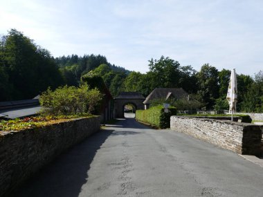 Schnellenberg Kalesi 'nin (Attendorn yakınlarında, Kuzey Ren-Vestfalya, Almanya)