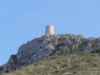 Cap Formentor, Mallorca, Balear Adaları üzerindeki tarihi gözlem kulesi, İspanya