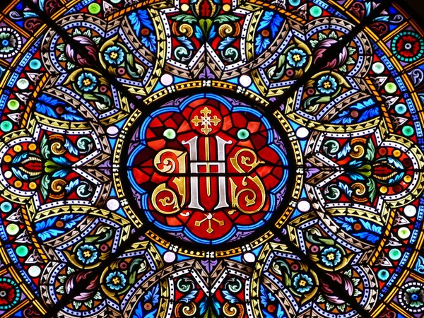 西班牙巴利阿里群岛Sant Bartomeu Soller Mallorca教区教堂的玻璃窗 — 图库照片