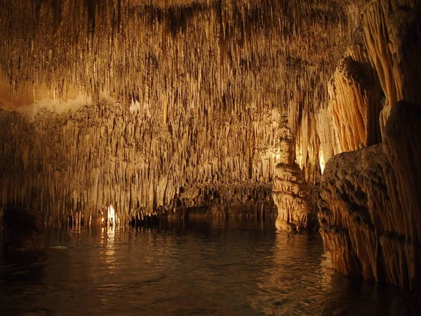 Porto Cristo Mallorca Balear Adası Yakınlarındaki Ünlü Ejderha Mağaraları Ndaki — Stok fotoğraf