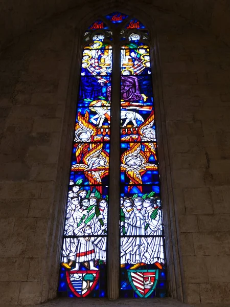 西班牙巴利阿里群岛马略卡岛帕尔马圣尤拉里亚教堂的彩色玻璃窗户 — 图库照片