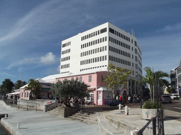 Hamilton, Grand Bermuda, Bermuda 'da sokak sahnesi