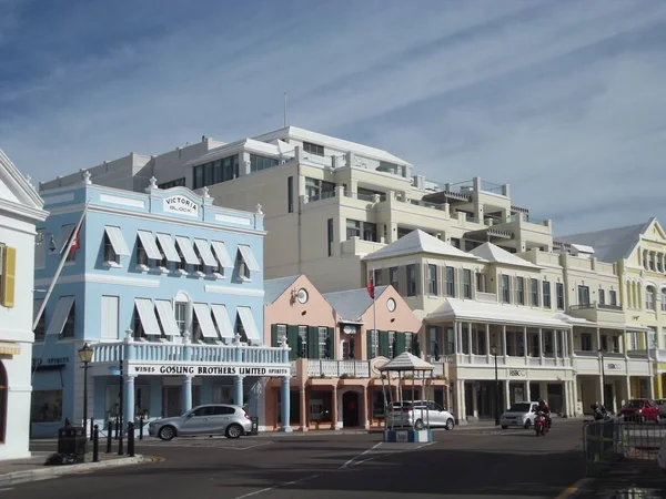 Front Caddesi 'ndeki tarihi binalar (ana cadde), Hamilton, Grand Bermuda, Bermudas