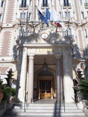 Carlton Oteli Cannes, Fransa 'da Croistte Bulvarı' nda.