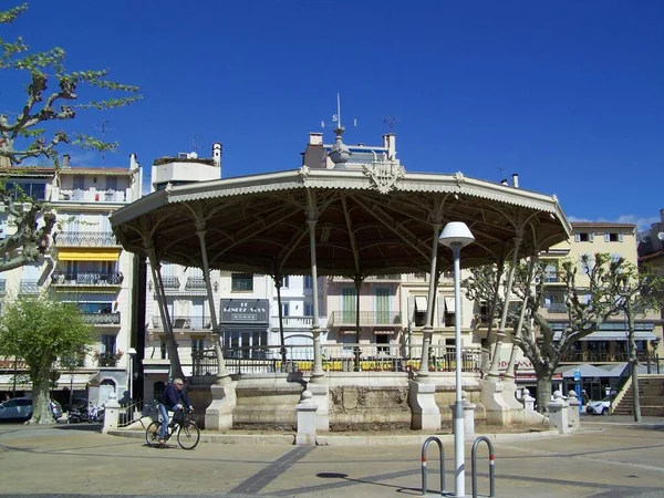 Pavillon Auf Einem Platz Cannes Frankreich — Stockfoto