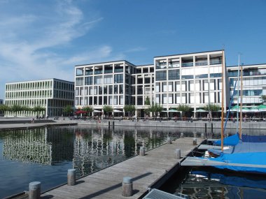 Dortmund 'un Hoste, Kuzey Ren-Vestfalya banliyösündeki Phoenix Gölü' nde liman ve geliştirme