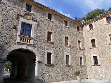 LLuc Sığınağı, Mallorca, Balearic Adaları, İspanya çevresindeki binalar