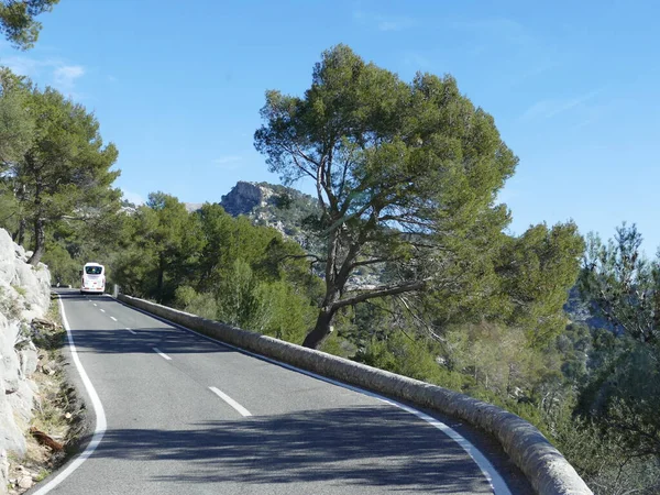 LLuc Manastırı, Mallorca, Balearic Adaları, İspanya 'ya giden yolu geç