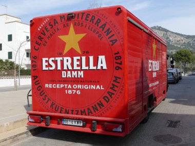 Port de Soller, Mallorca 'da bira kamyonu, Balearic Adaları, İspanya