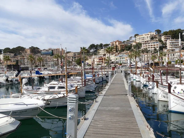 Sailing Boats Port Soller Harbour Mallorca Balearic Islands Spain Houses — Stock Photo, Image