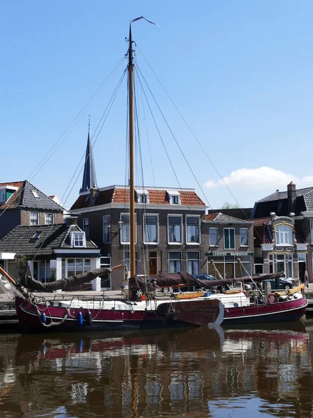 Lemster Aak (Hollanda) Lemmer (Frizce) De Lemmer (Ijsselmeer 'deki liman kasabası, çok büyük bir göl), Friesland, Hollanda