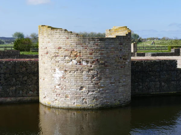 Башня Руины Huys Ван Nuwendore Бывший Замок Принуждения Недалеко Eenigerbrug — стоковое фото