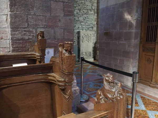 Kirkwall, Orkney Adaları, İskoçya, İngiltere 'deki St. Magnus Katedrali' ndeki sıralara oymalar