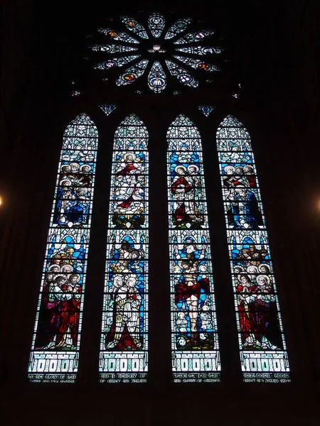 Kolorowe Witraże Katedrze Magnusa Kirkwall Orkady Szkocja Zjednoczone Królestwo Obraz Stockowy