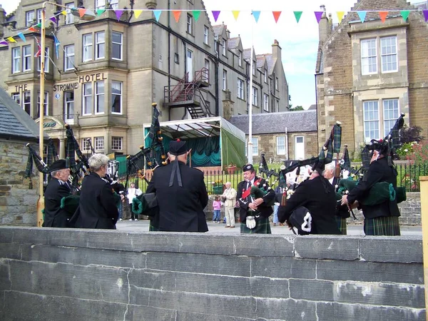 Bagpipe Band Stromness Orkney Mainland Orkney Islands Scotland United Kingdom — стоковое фото