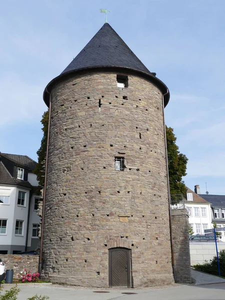Der Gut Erhaltene Bieketurm Ist Teil Der Historischen Mittelalterlichen Stadtbefestigung — Stockfoto