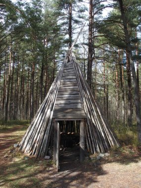 Estonya 'nın Tallinn yakınlarındaki Estonya Açık Hava Müzesi' nde yaz mutfağı.