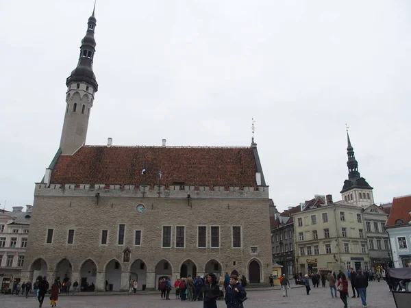 Storico Municipio Tallinn Estonia Nella Piazza Del Municipio Con Torre — Foto Stock